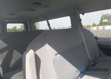 2013 Ford Econoline Xlt из США, поврежденный, VIN 1FBNE3BL4DDA58938